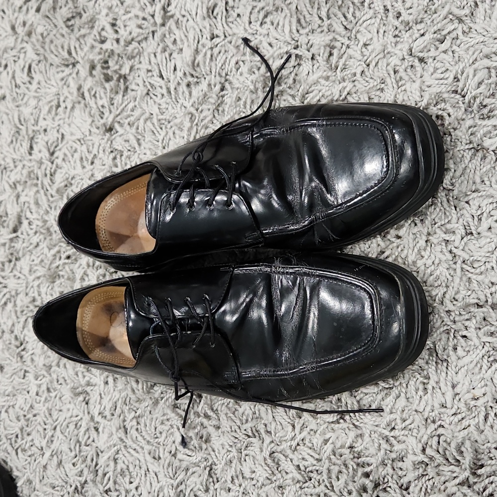 Cole‎ Haan dress shoes